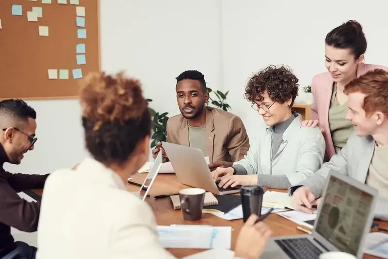 8 idées pour améliorer l'ambiance au travail