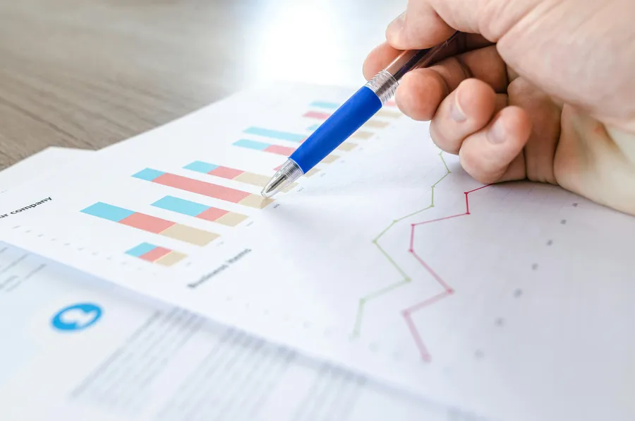 Comment bien se former aux métiers de la finance ?